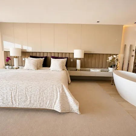 Horizons - Contemporary With Sea View And Pool Villa *